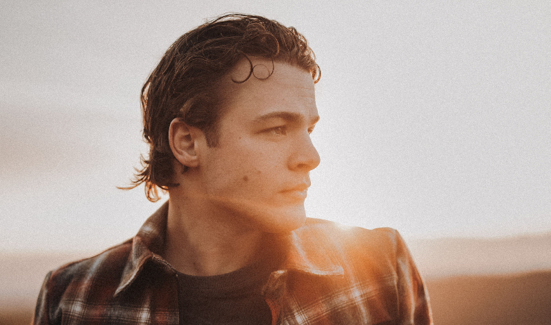 Max McNown Considers Life and Loss with New single ‘The Cost of Growing&nbsp;Up’